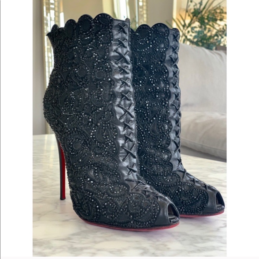 Christian Louboutin Rihanini 120mm 37.5